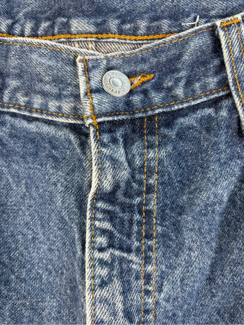 Levis classic straight
